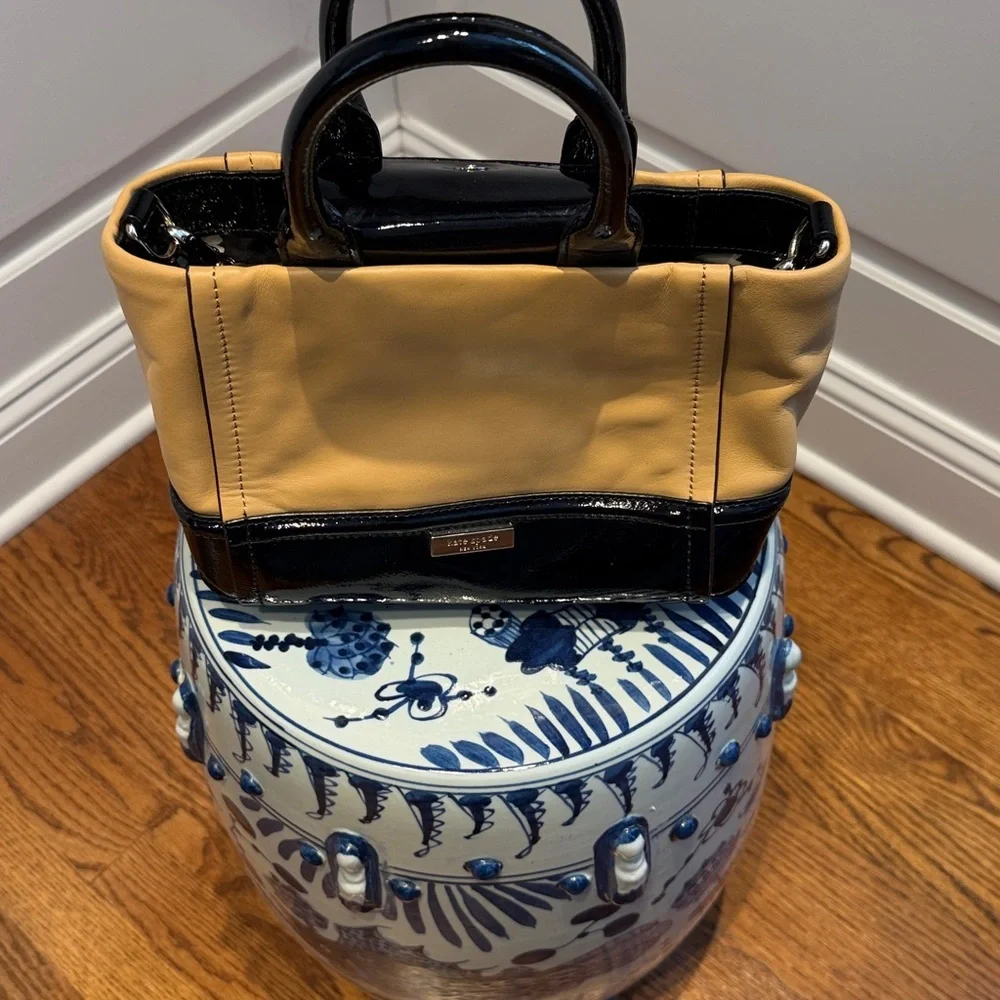 Kate Spade New York Gigi Chelsea Park